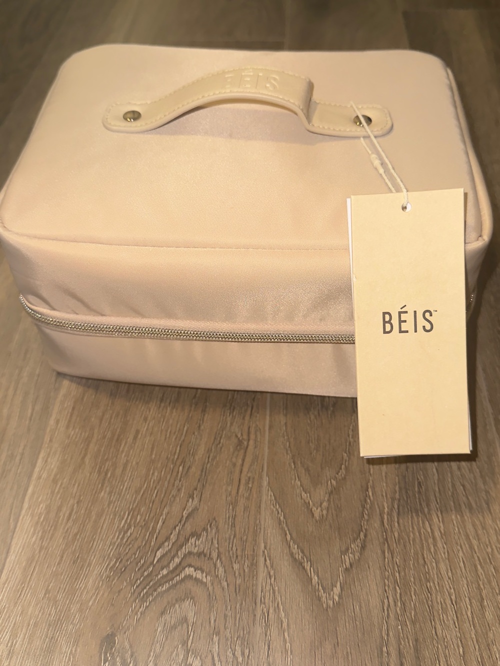 BEIS The Hanging Cosmetic Case in Beige